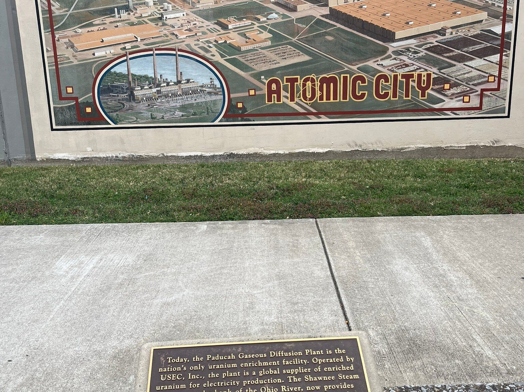 Floodwall Murals-帕迪尤卡必去景点