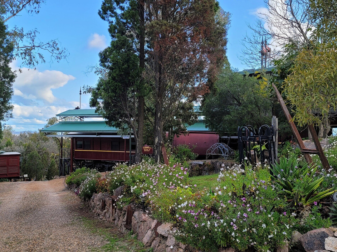 Ruwenzori Retreat主图