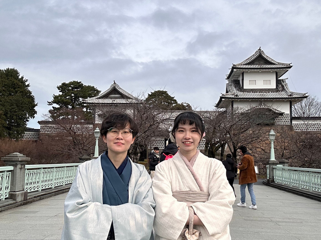 VASARA Kimono Rental KANAZAWA KENROKUEN-金泽市必去景点