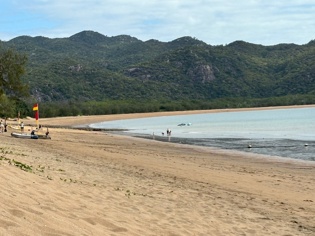 Magnetic Jet Ski Tours-Horseshoe Bay必去景点