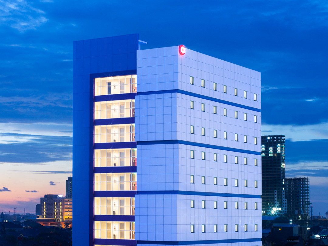 Amaris Hotel Hertasning - Makassar主图