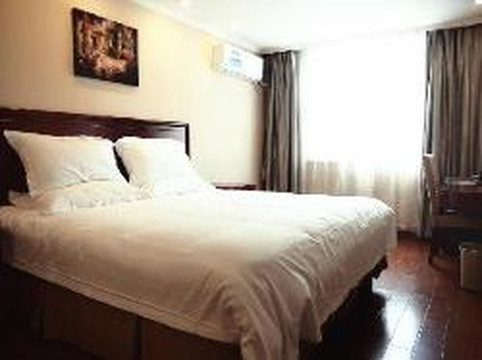 格林豪泰铜陵义安北路财富广场快捷酒店主图