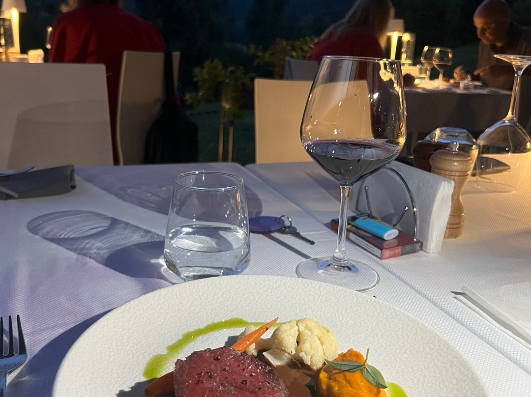 彭逊阿特拉朵塔纳旅馆主图