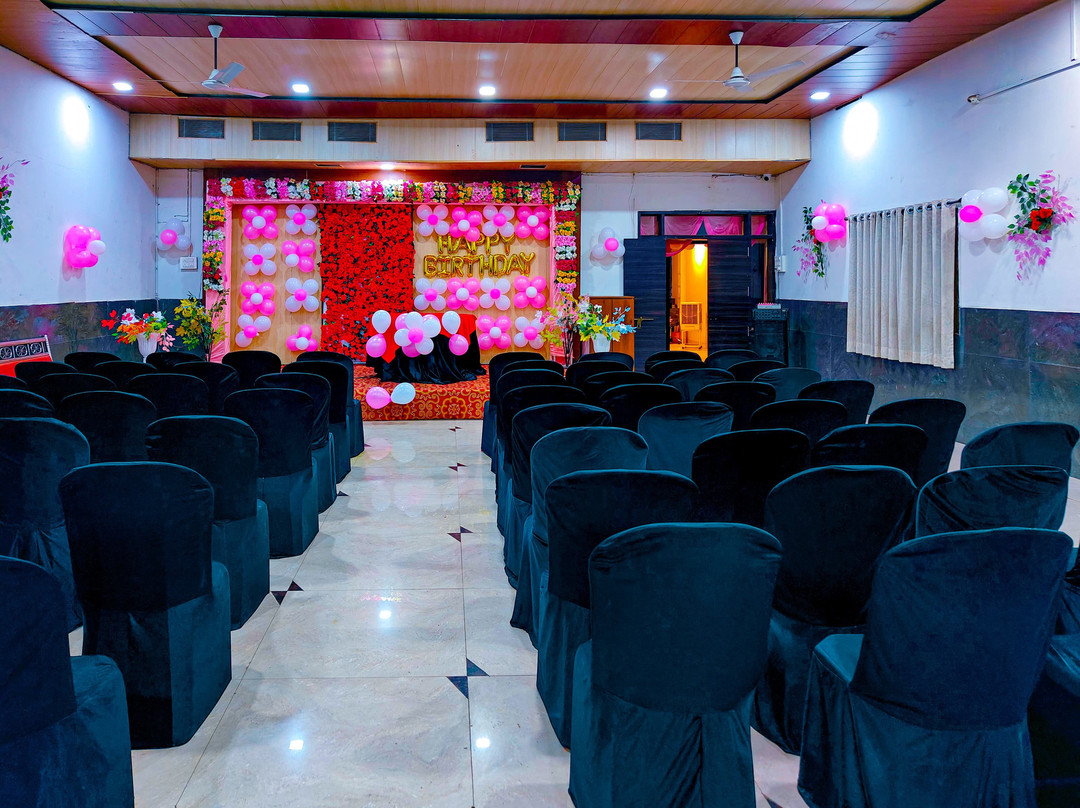 Hotel Vatika Inn主图