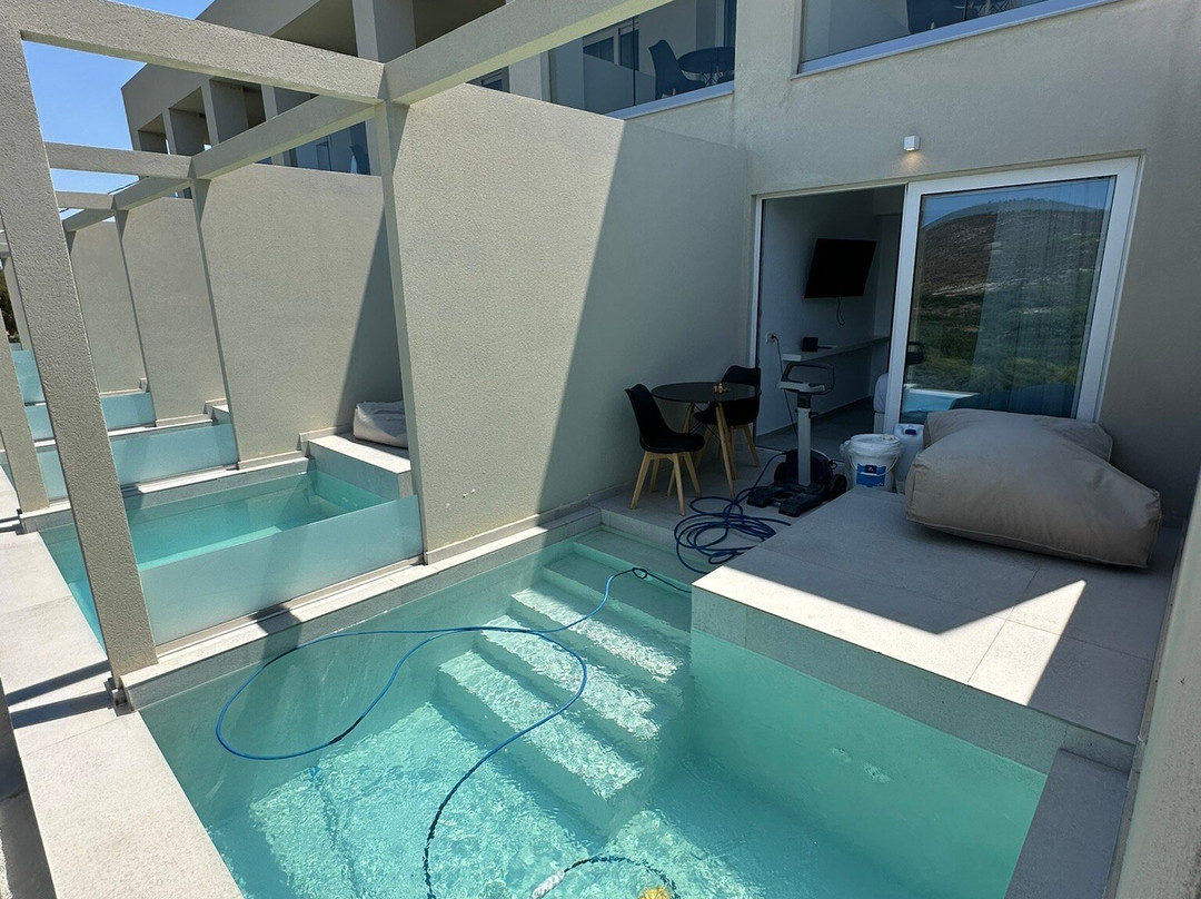 Myzith Luxury Suites
