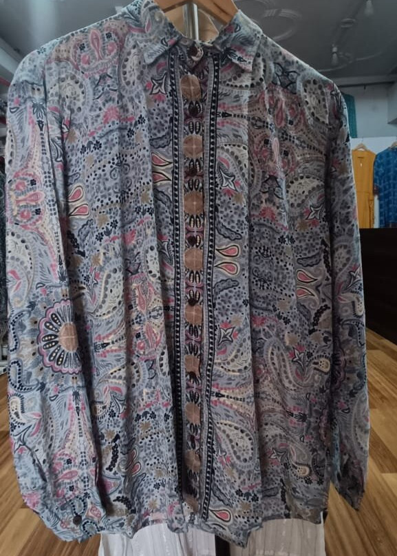 Indian textiles and jewells景点图片