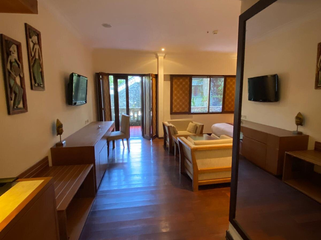 巴厘岛南湾海滩日航酒店主图