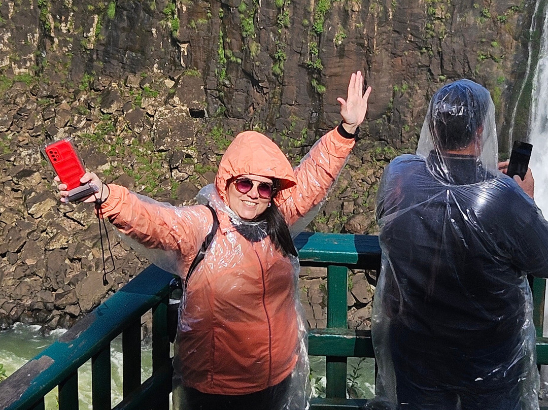 Yacare Tours EVT景点图片