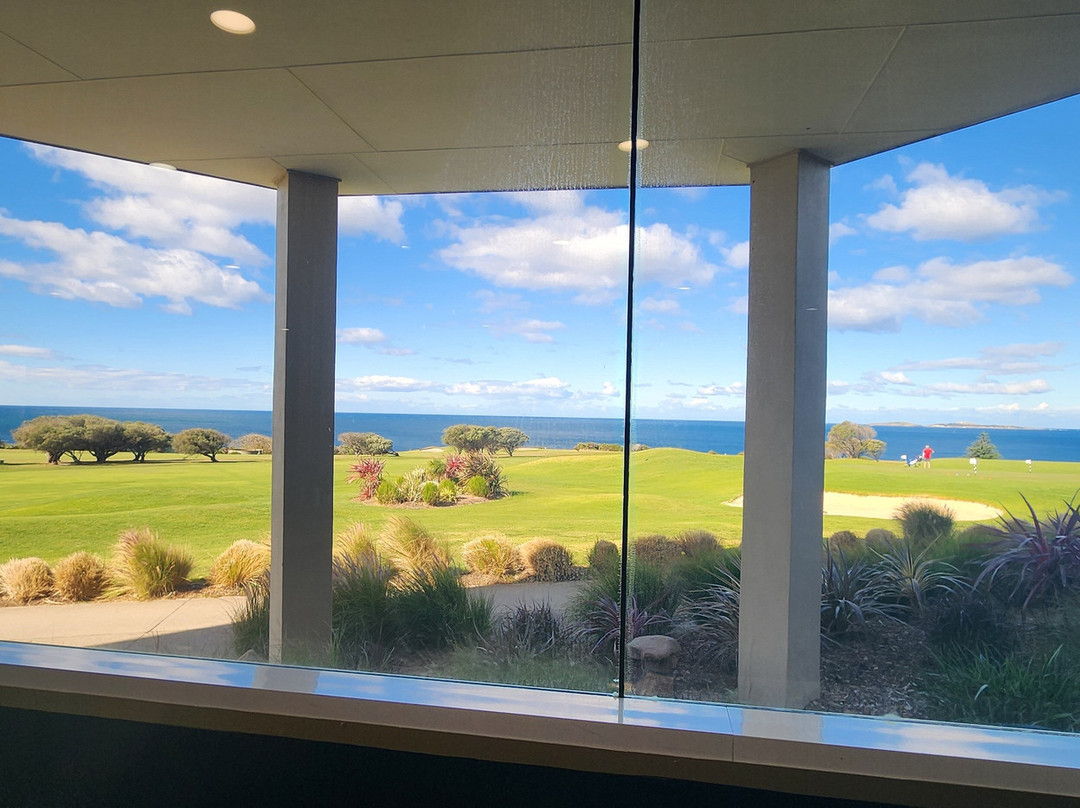 Narooma Golf Club景点图片