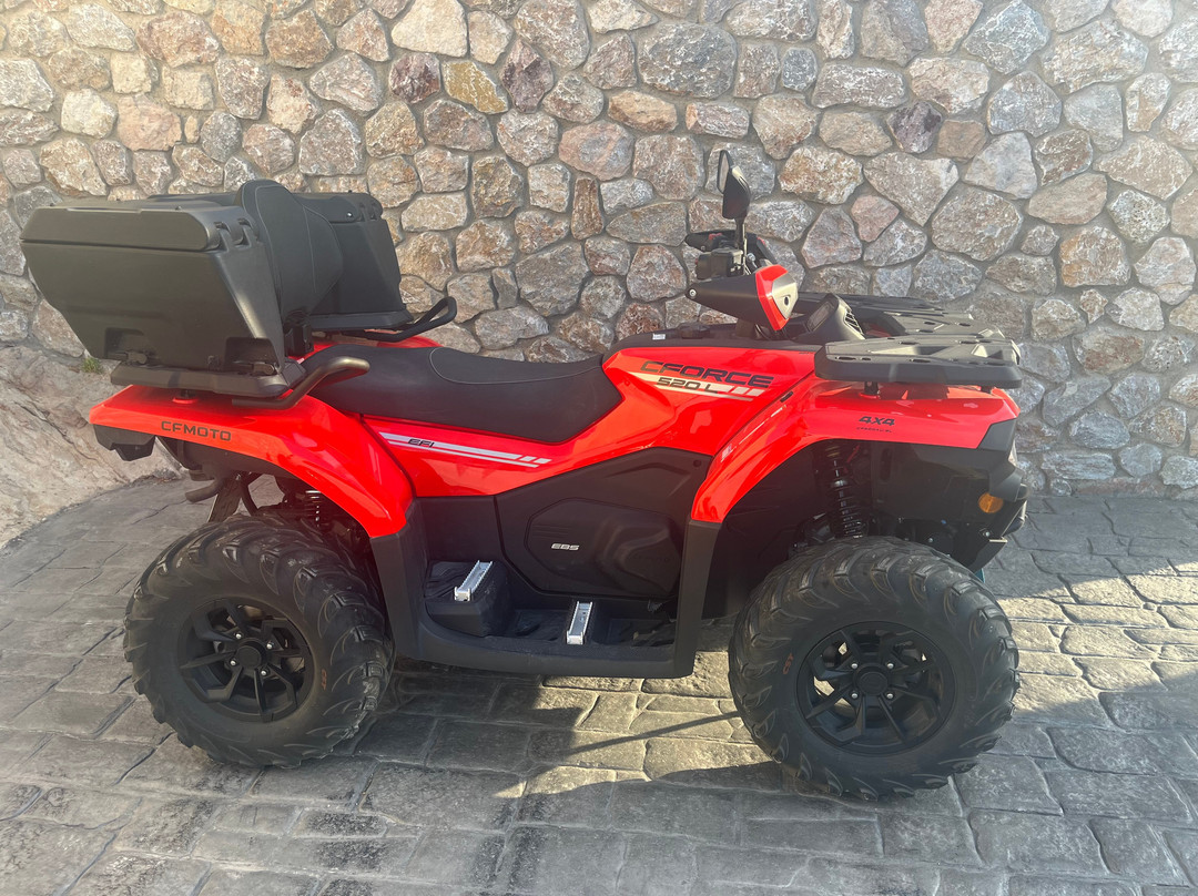 Pyrgos Rent a Car Santorini景点图片