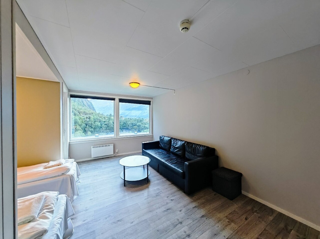 Trolltunga Aparthotel主图