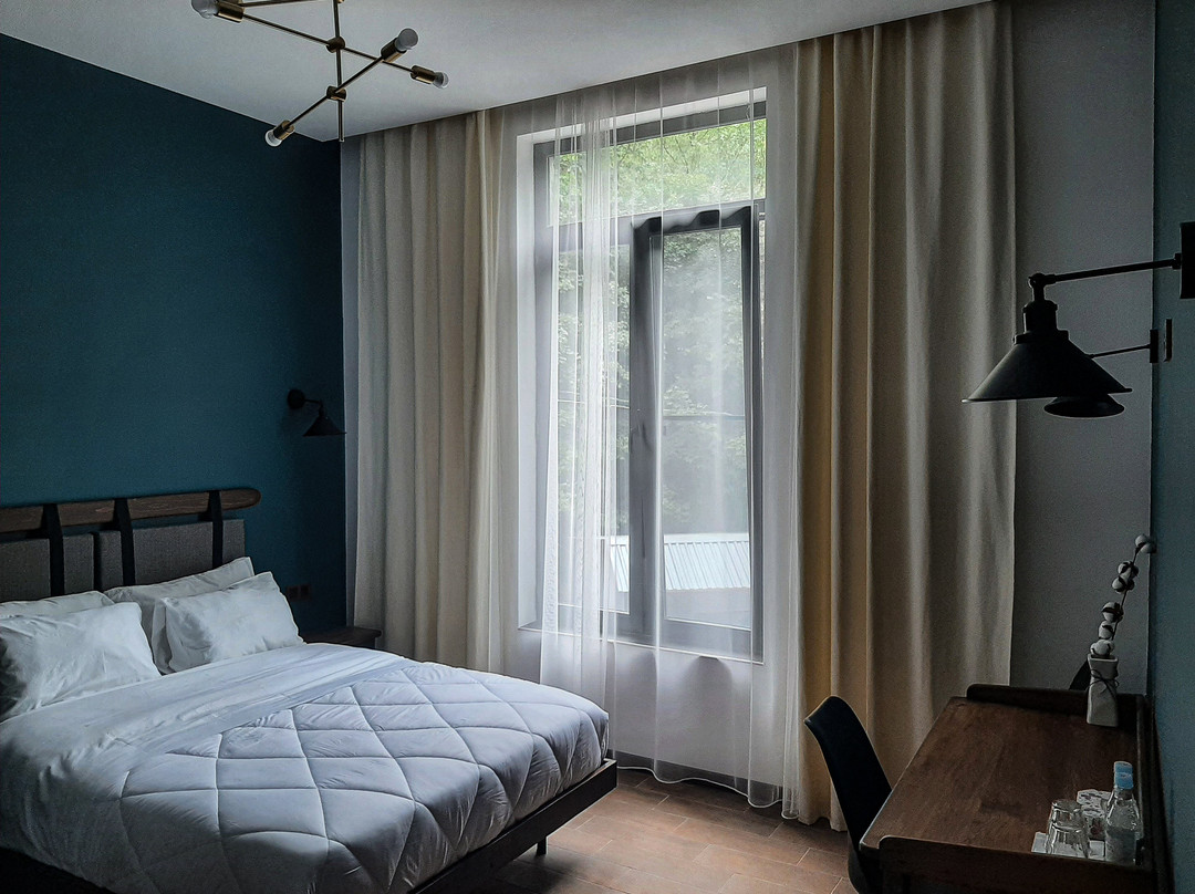 Innwoods Hotel