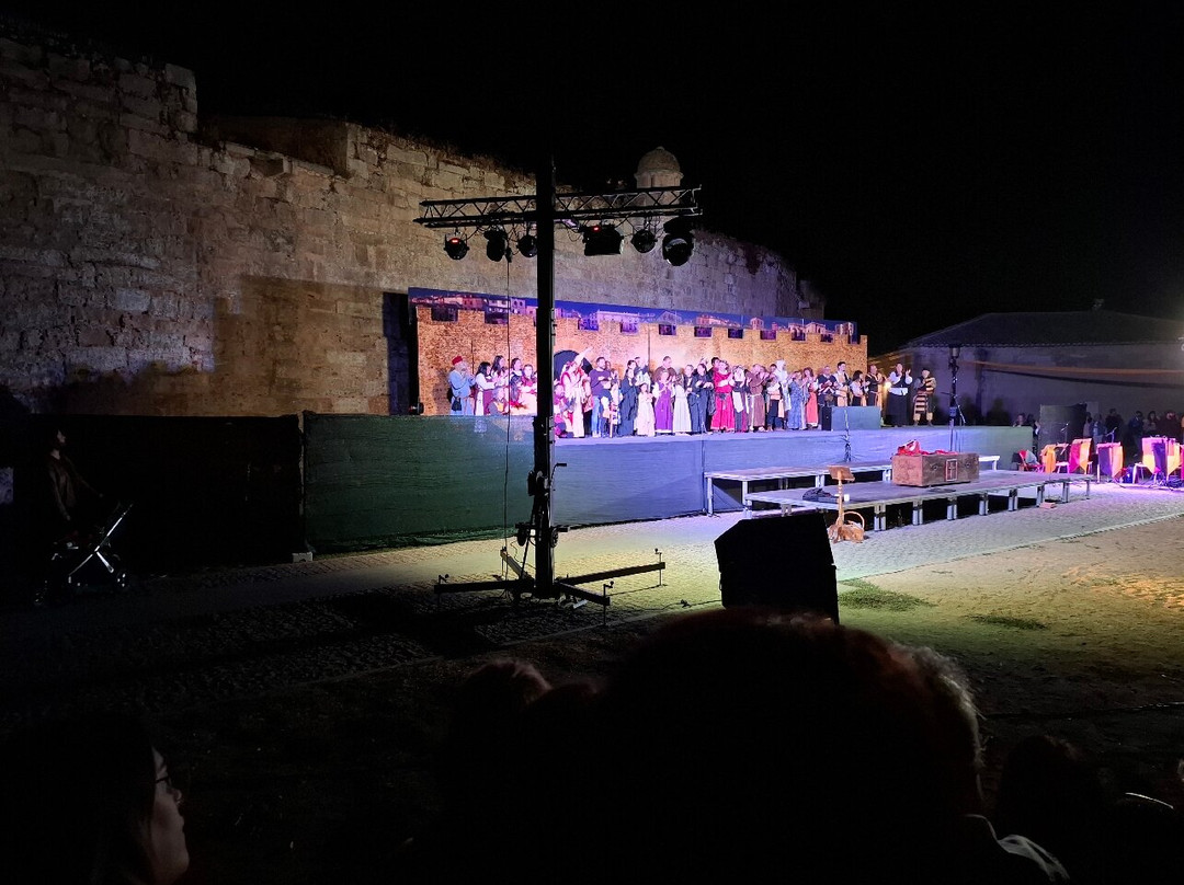 阿科斯大教堂酒店主图