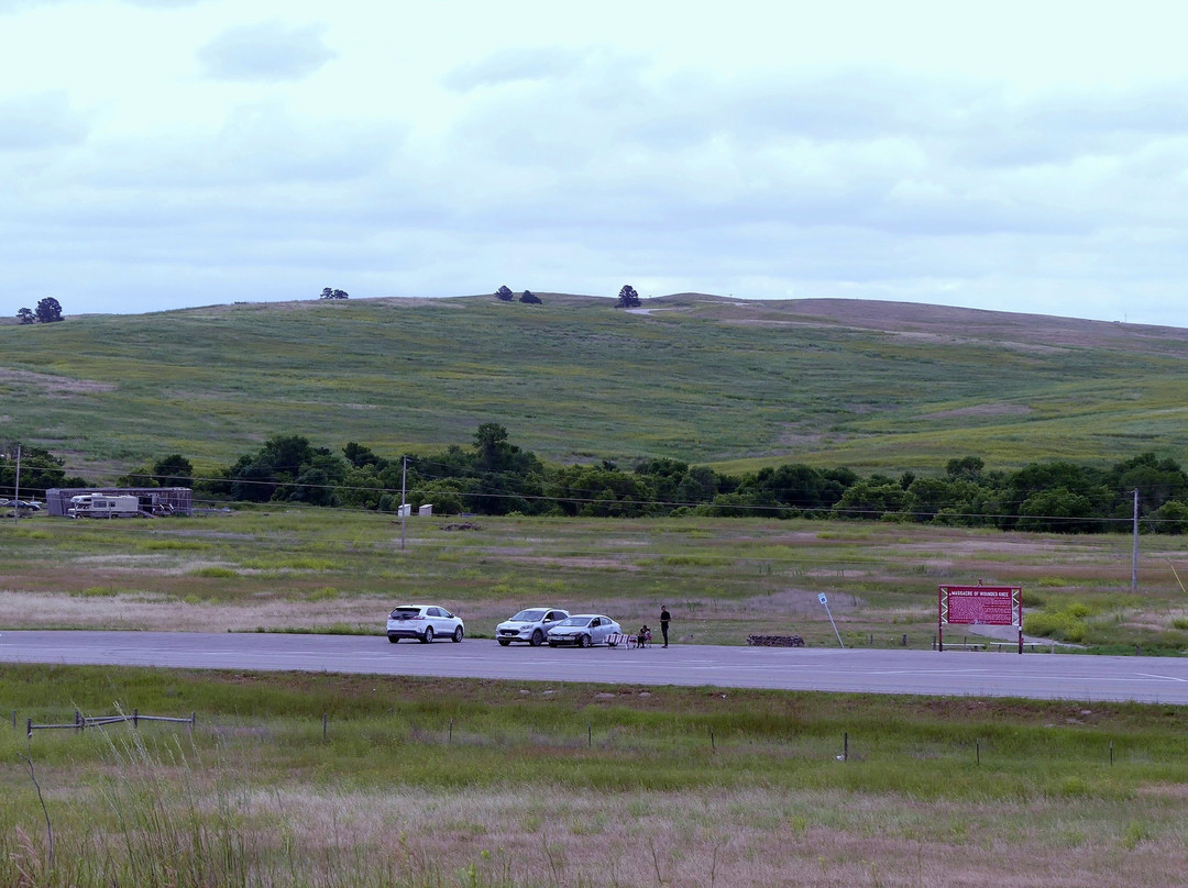 Wounded Knee Massacre Monument-Wounded Knee必去景点