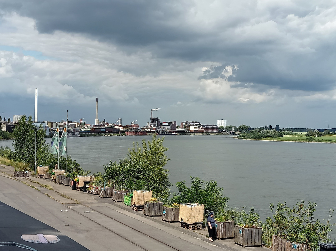 Rheinpromenade Uerdingen Am Rheintor景点图片