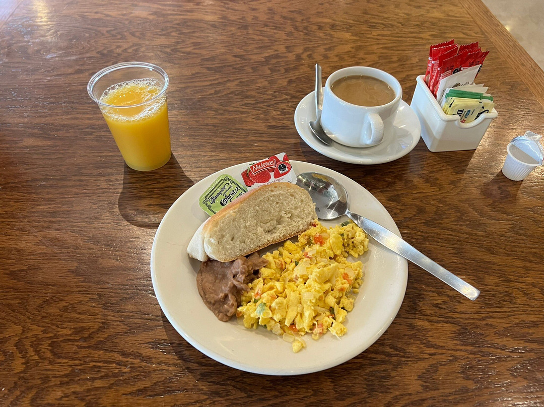 Hotel Fresno Galerias主图