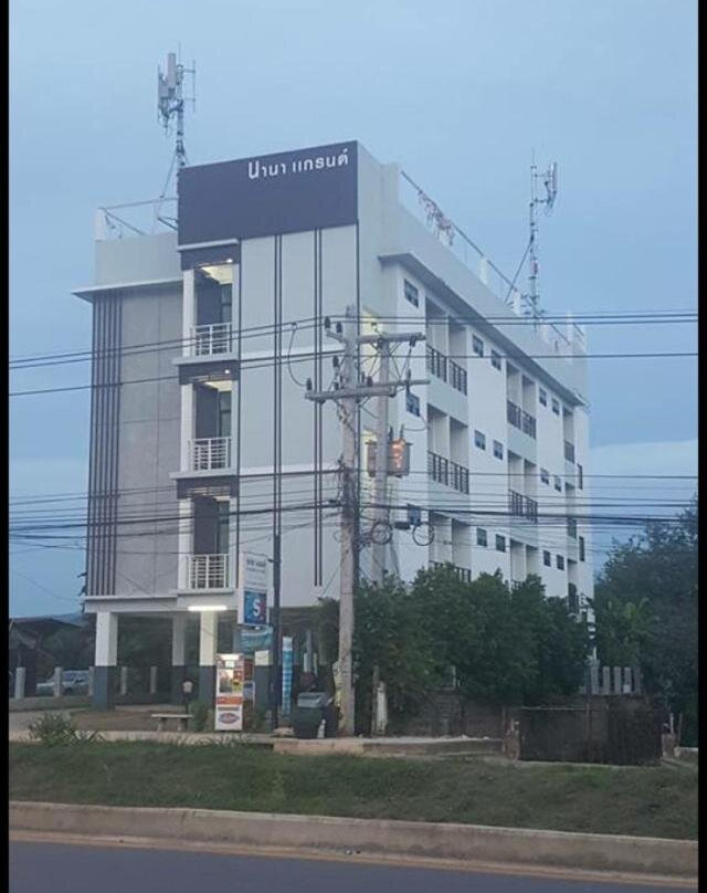 娜娜格兰德民宿