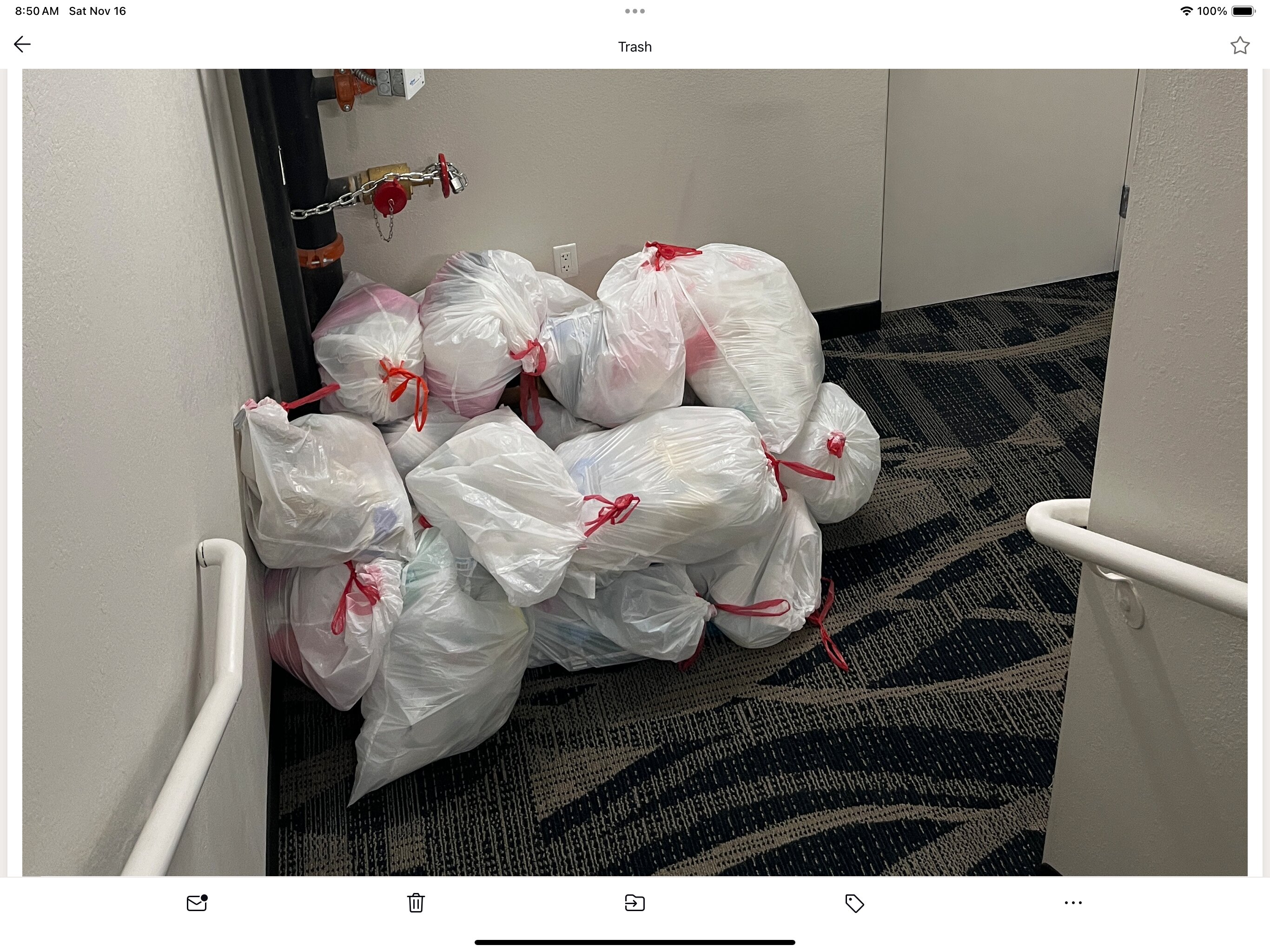 Best Western Plus Executive Residency Phoenix North Happy Valley-浴室