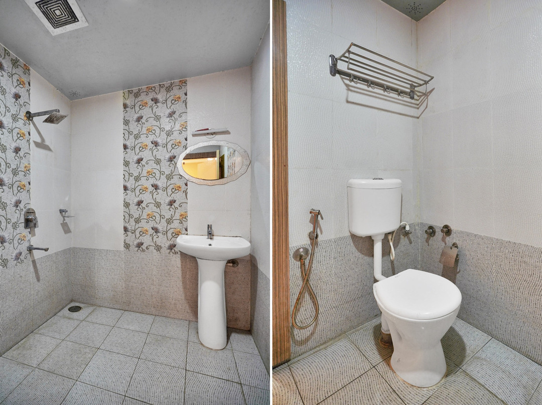 Super Collection O Kushal Nagar Near KSRTC Bus Stand formerly RR Residency