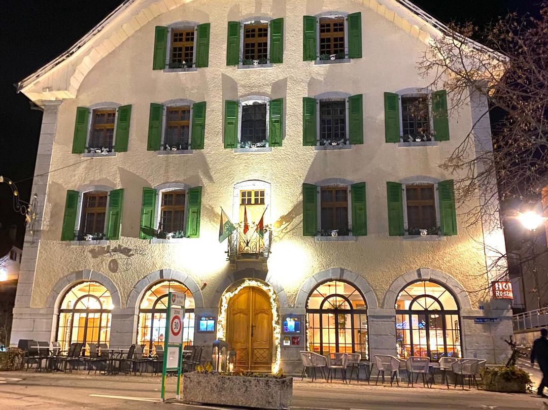 Hôtel De Ville D'ollon主图