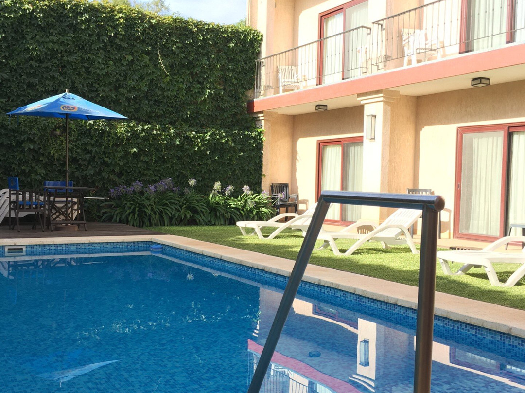 Hotel Roble Blanco主图