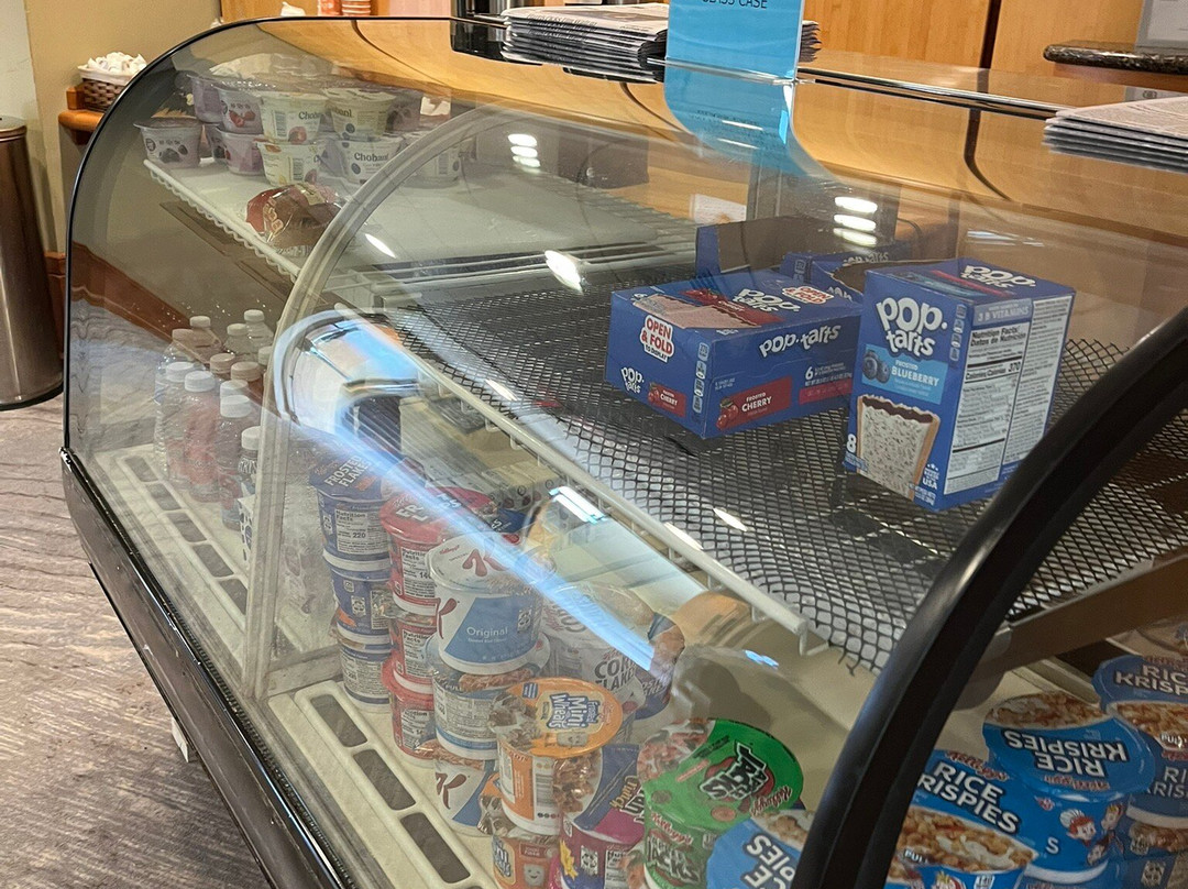 Radisson Hotel Providence Airport主图