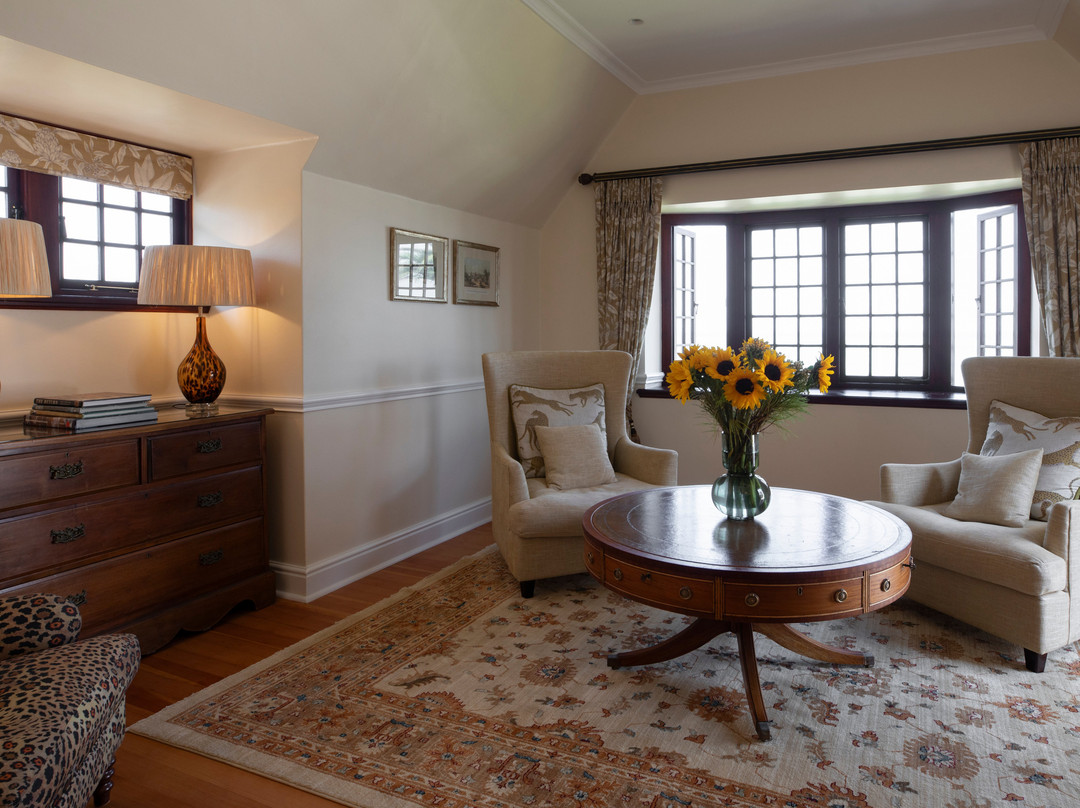 St James Manor主图