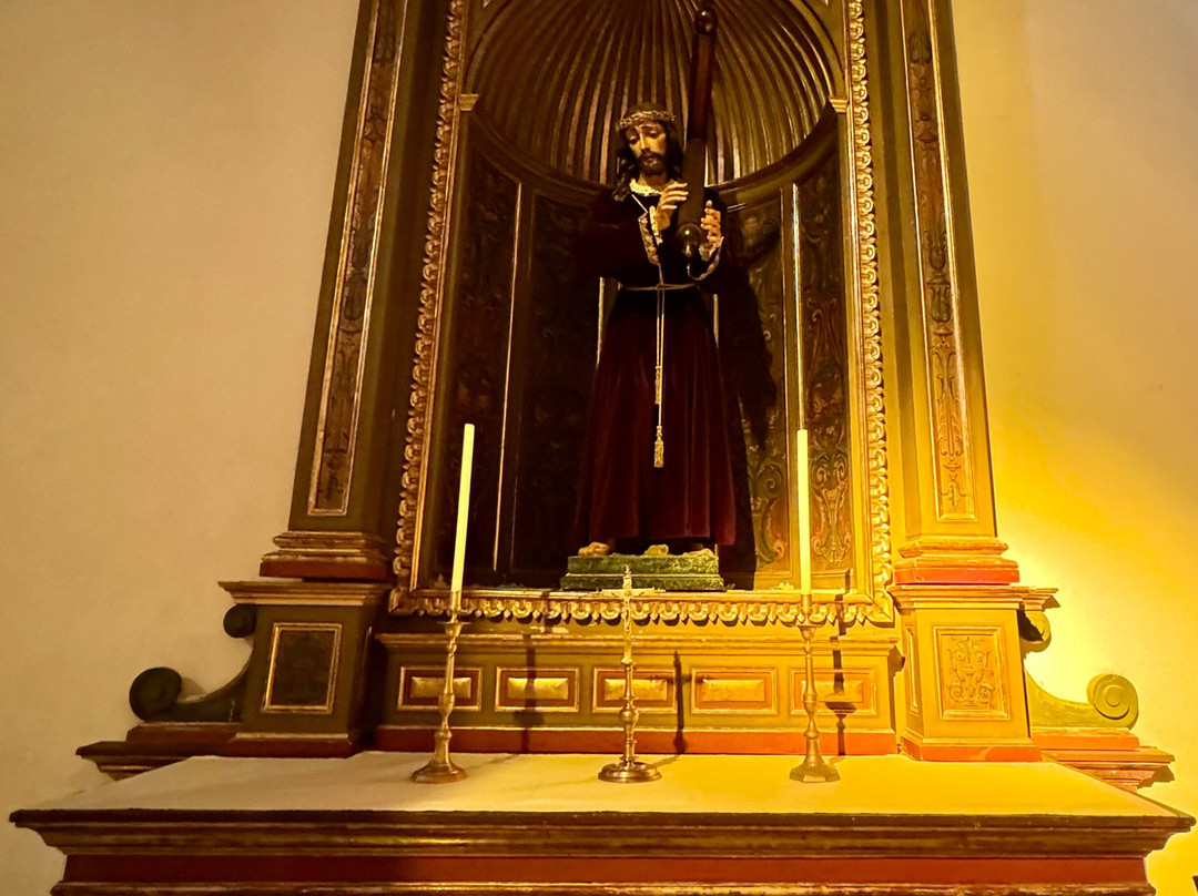 Parroquia De Ntra. Sra. Del Rosario-萨洛夫雷尼亚必去景点