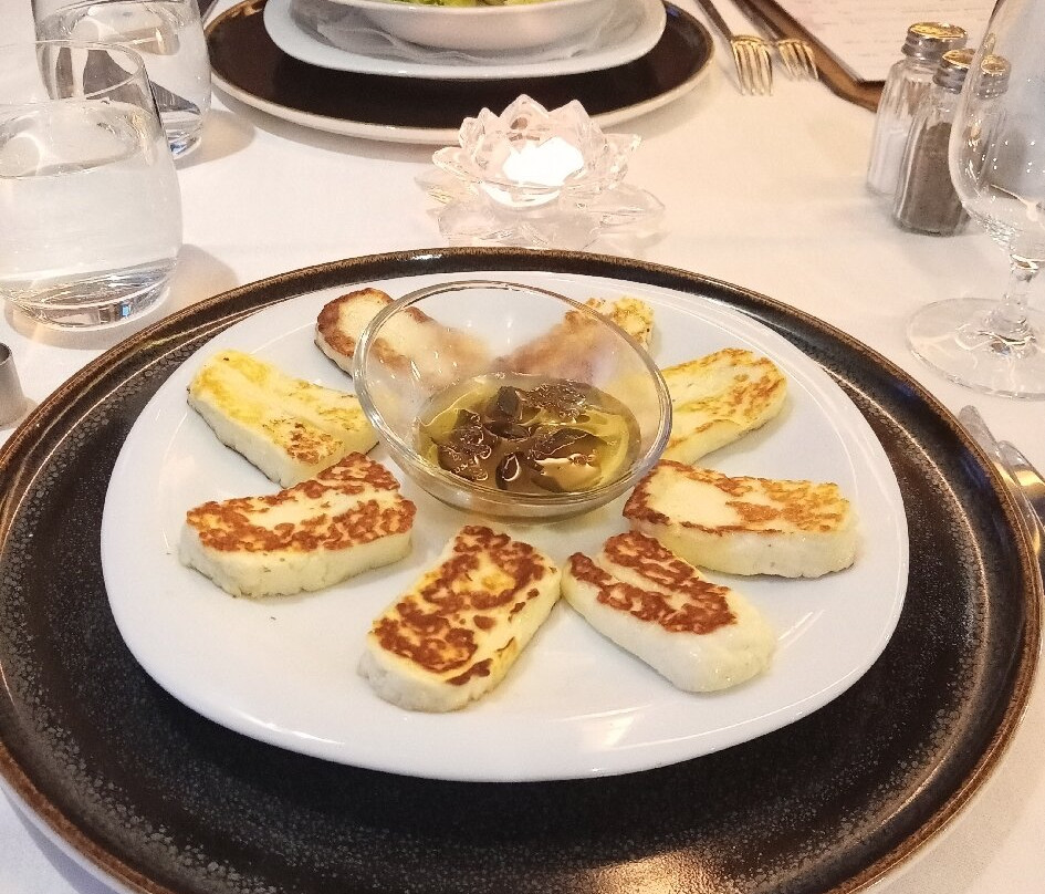 尼瓦纳艺术酒店主图