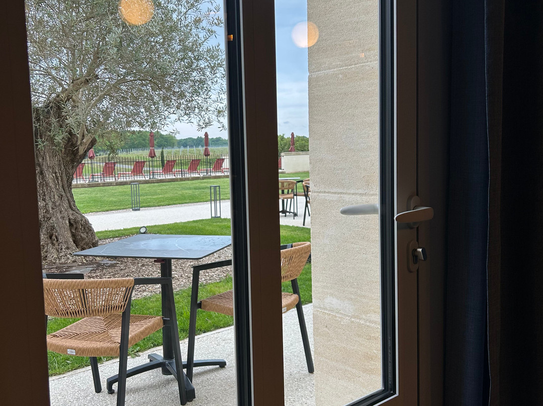 Château Fage La Maison Des Vignes主图