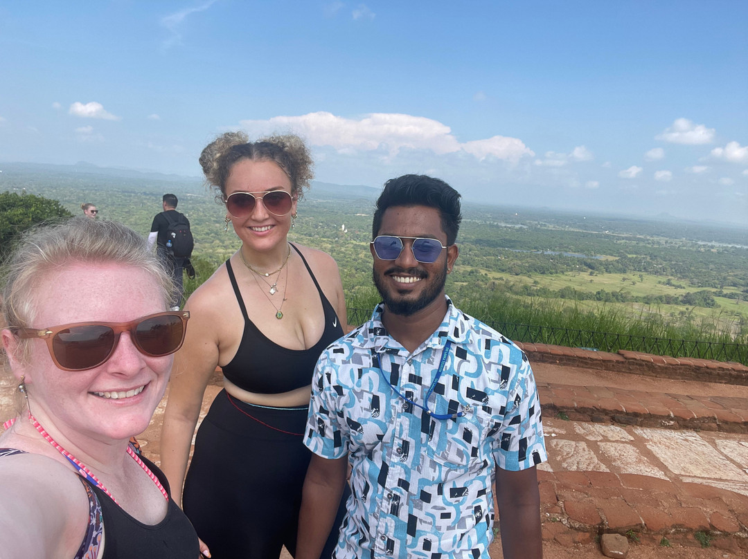 Capital Lanka Tours景点图片