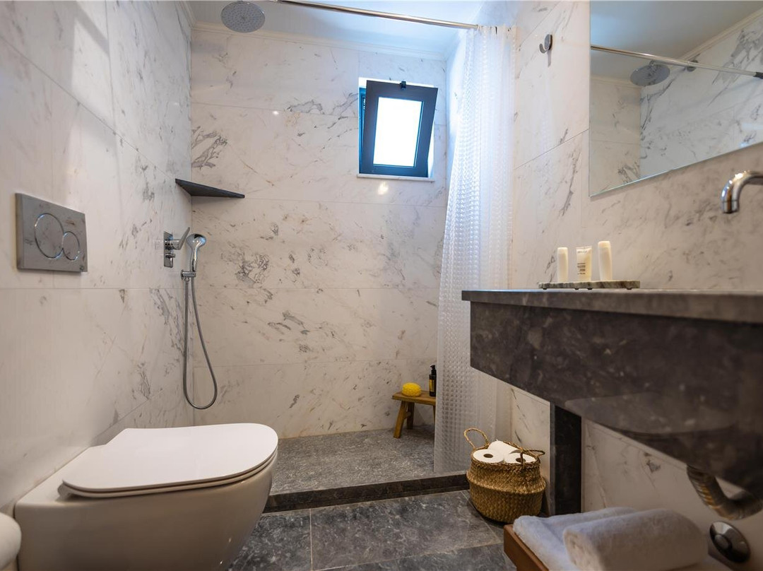 Astron Boutique Apts