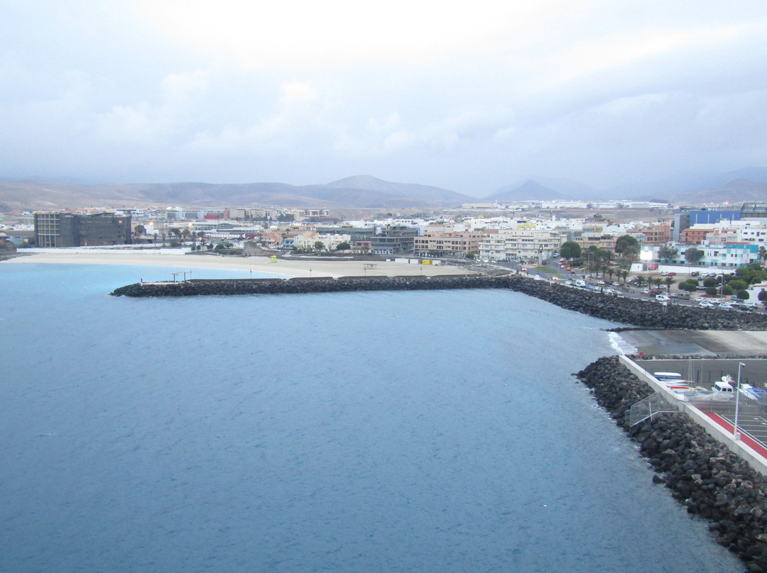 Playa Chica景点图片