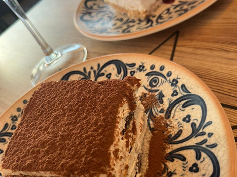 La Piazza Aragon主图