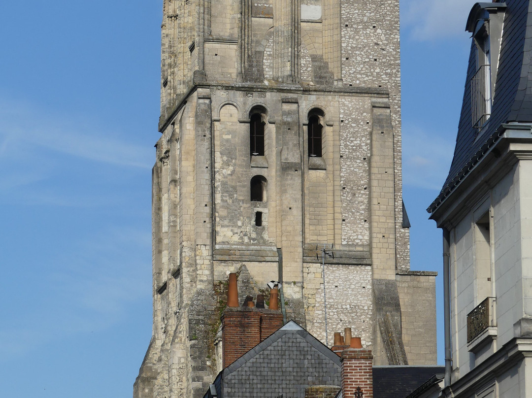 Collegiale Saint Martin et Tour Charlemagne景点图片