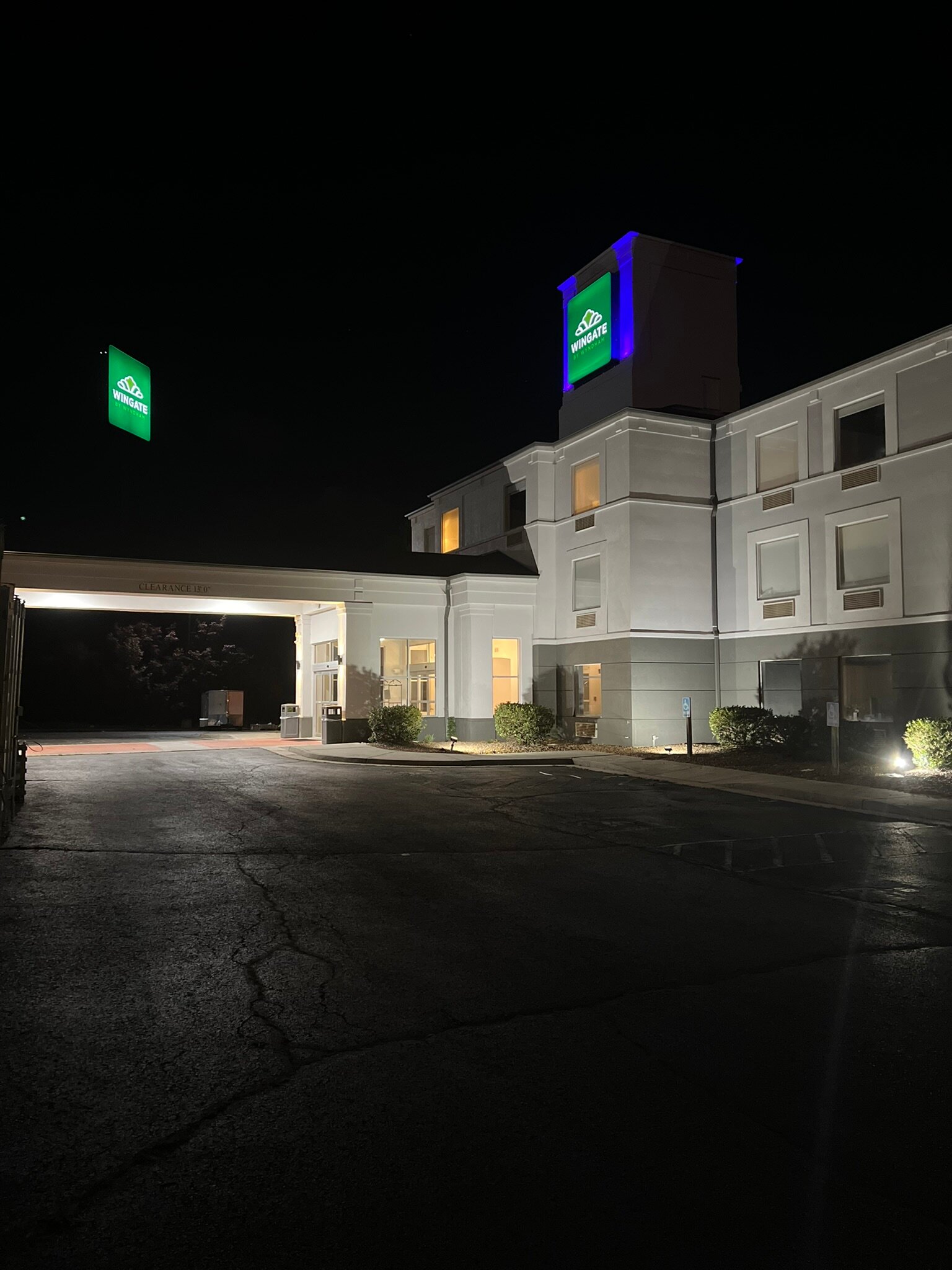 Wingate by Wyndham Dublin Near Claytor Lake State Park-浴室