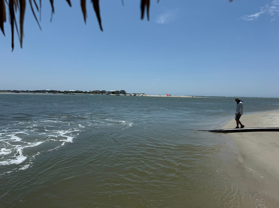 Cruisin' Tikis Holden Beach