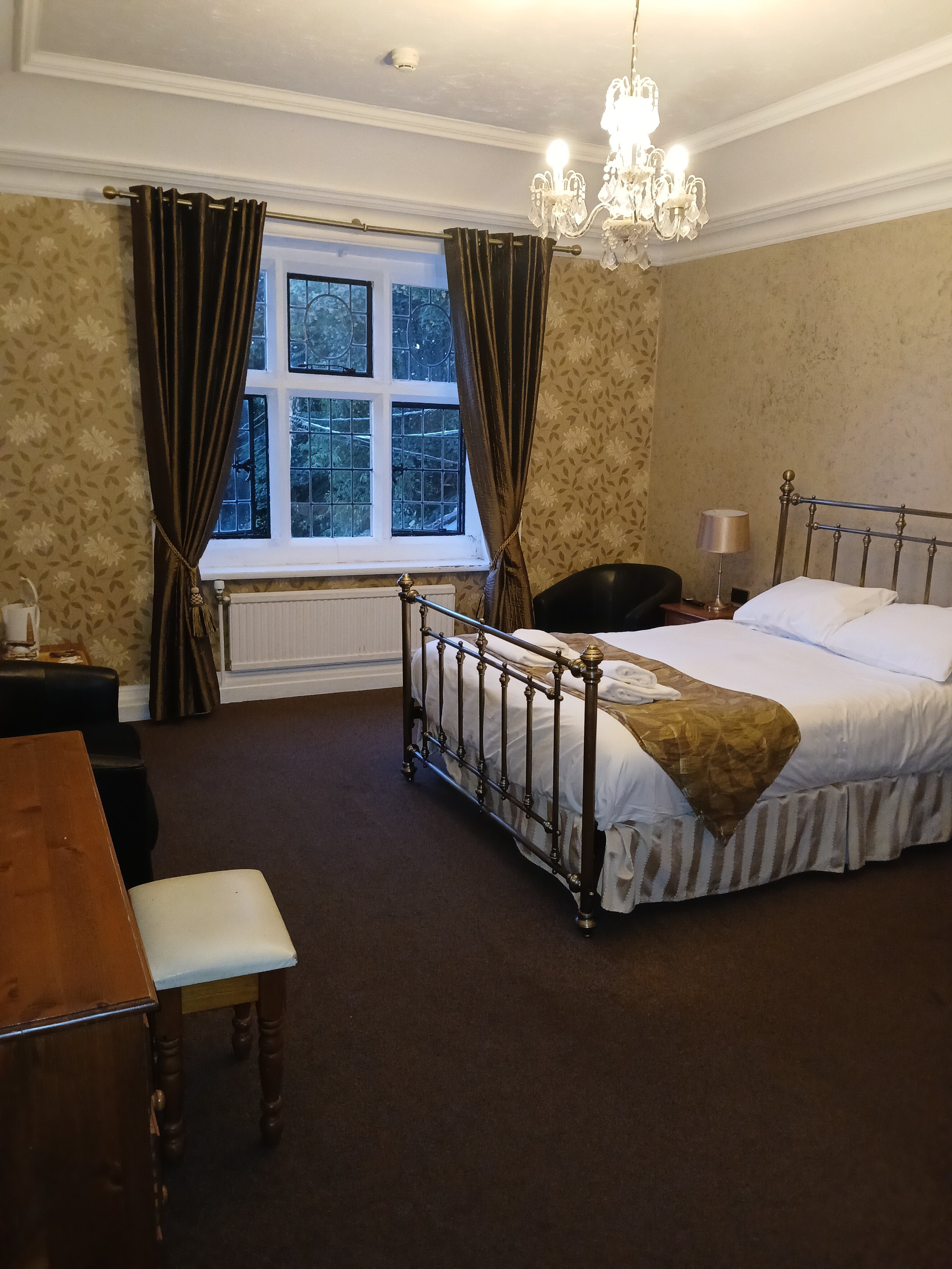 Maes Manor Hotel-官方