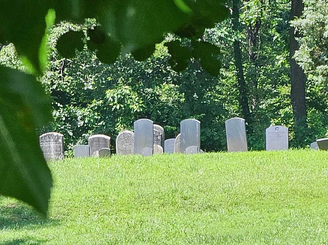 Barnes and Bailey Cemetery-Havre de Grace必去景点