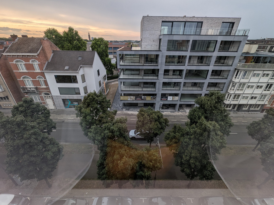 哈瑟尔特快捷假日酒店主图