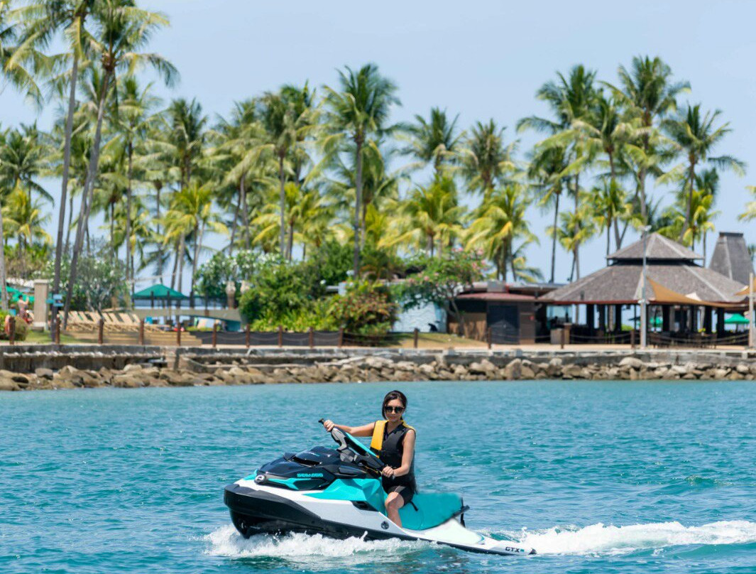 STAR Marina-亚庇必去景点