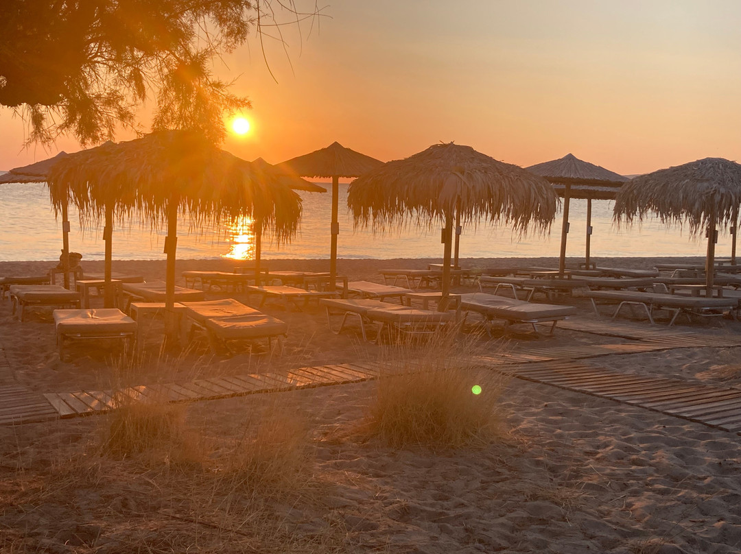 GK Beach Hotel主图