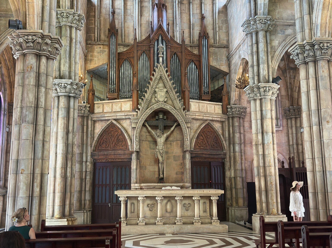 Bà Nà Hills-Hoa Phu必去景点