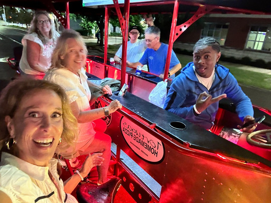 Birmingham Pedal Tours-伯明翰必去景点