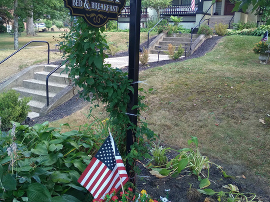 The 1865 Bella Mansion B&B主图