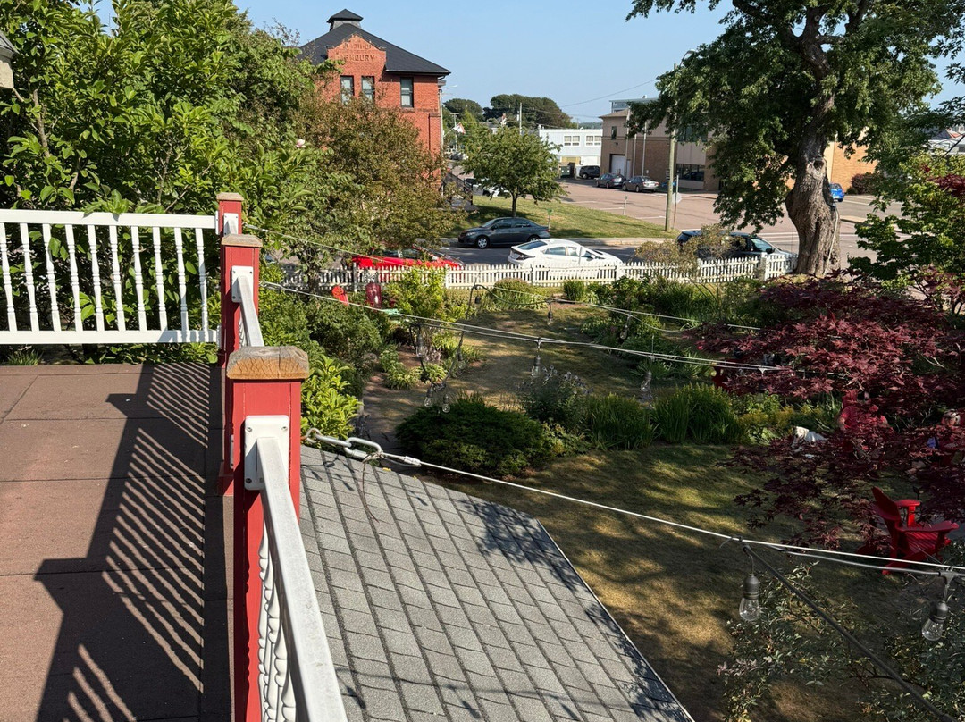 Holman's Heritage Suites主图