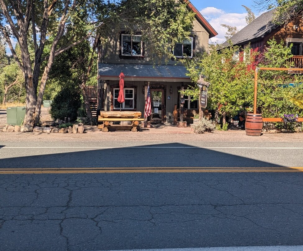 Creekside Lodge主图