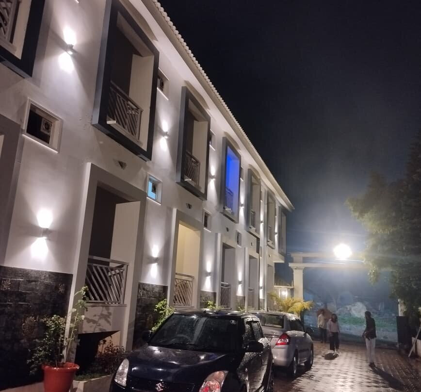 Hotel Aradhana Inn, a Unit of Kolaahalam主图