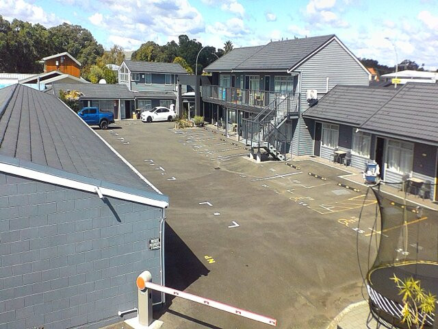 Ambassador Motor Inn