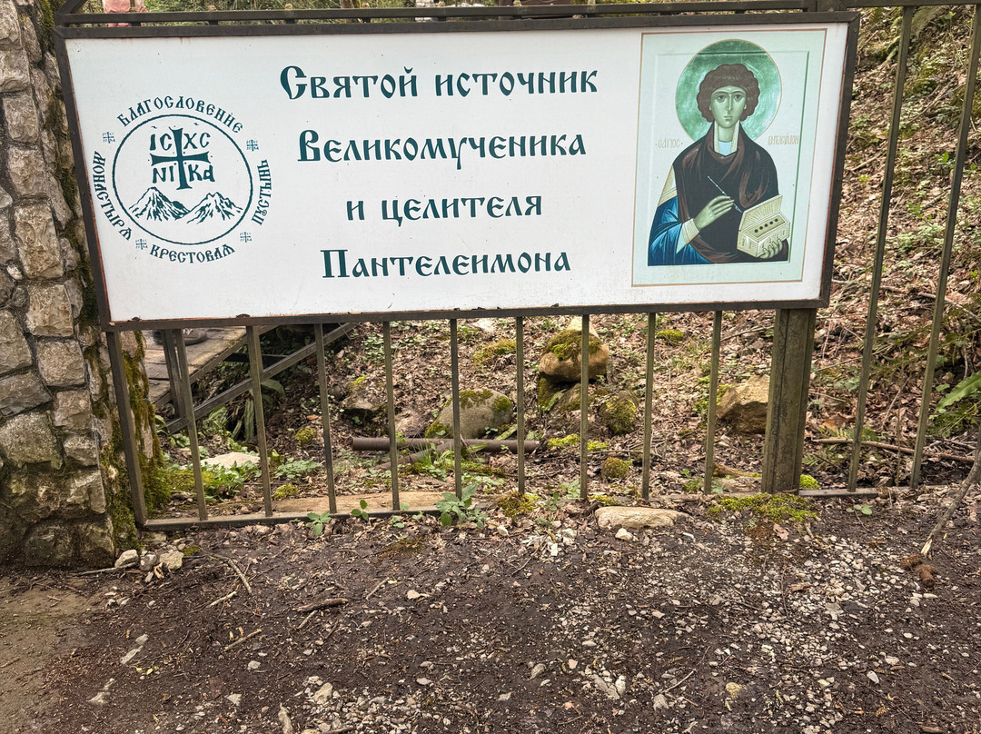 Monastery Krestovaya Pustyn-Solokhaul必去景点